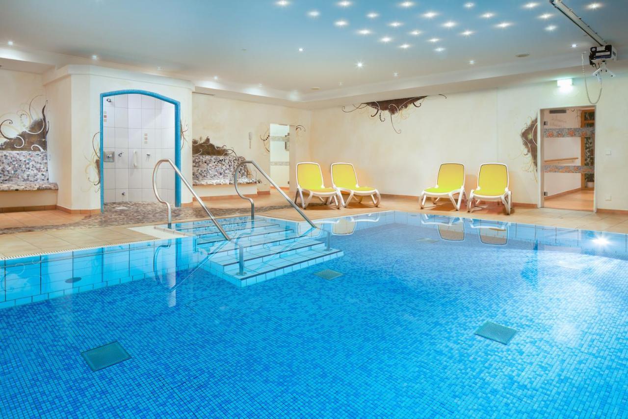 "Viktoria Ferienhaus" - Annehmlichkeiten Von 4-Sterne Familien-Und Wellnesshotel Viktoria Koennen Mitbenutzt Werden Oberstdorf Bagian luar foto